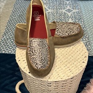Twisted X Women's Slip on Brown and Cream Loafers